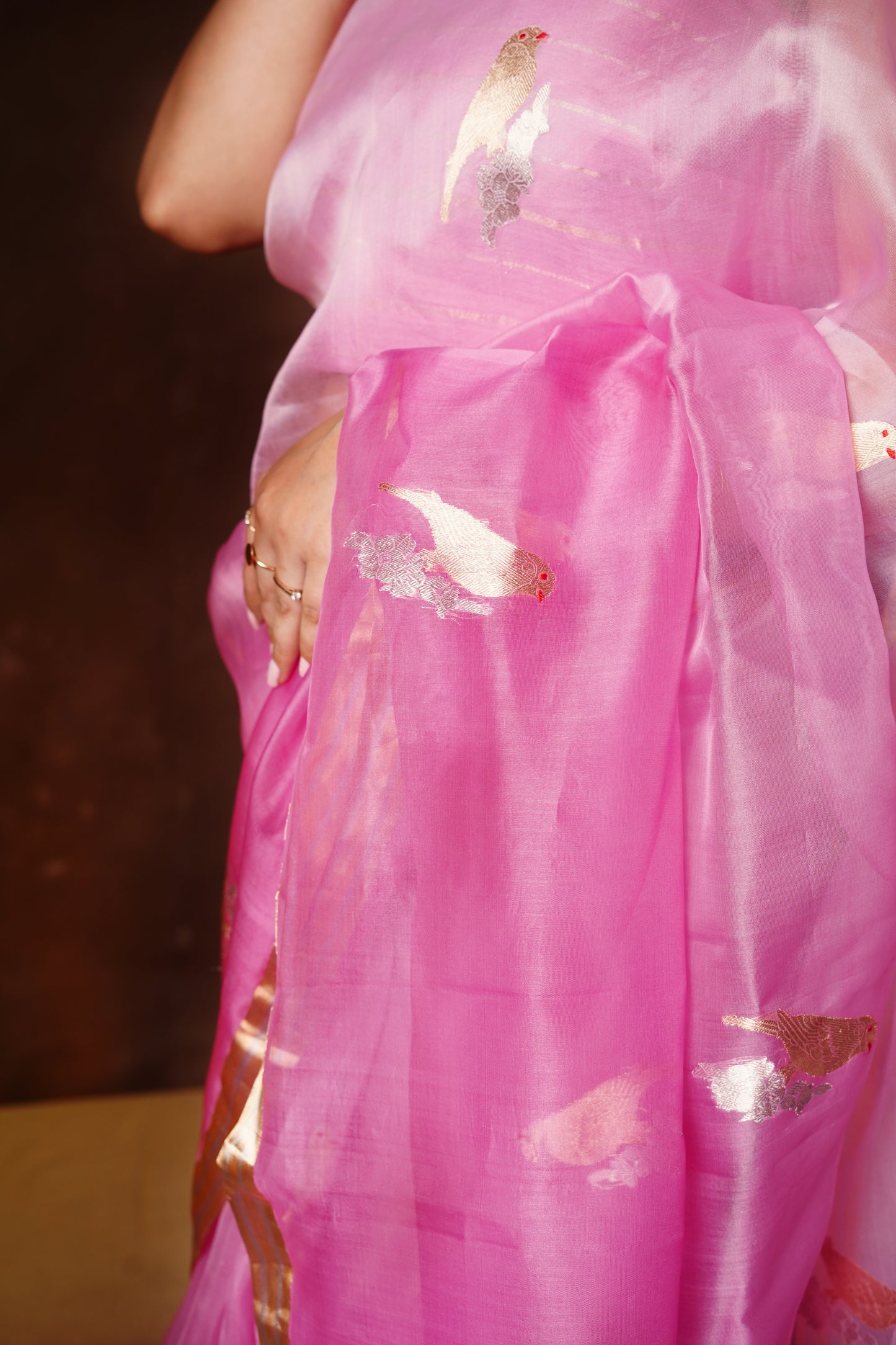 Ombré Pink Colour Pure Handwoven Kora Silk Kadwa Meenakari Banarasi Saree