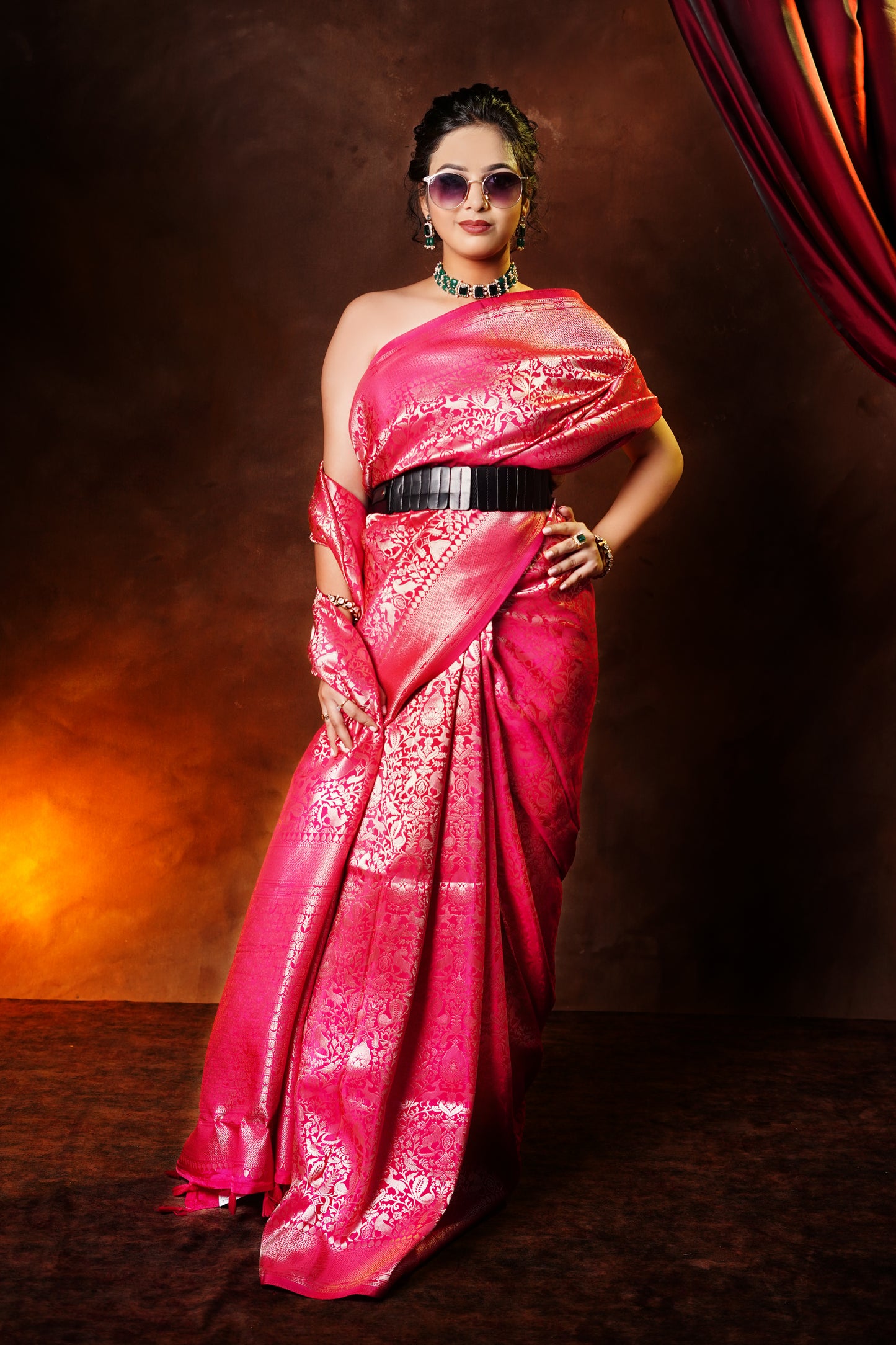 Banarasi Handwoven Shikargah Rani Pink Saree